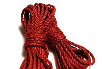 Веревка для Шибары MdB 12 м Jute Красная, d-6 мм (RD6RED12M) 2656811402 фото